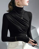 Blusa Fusion com Gola Alta e Pregas Frontais